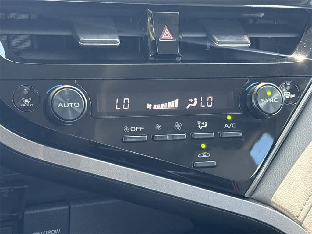 Thumbnail: 2022 Toyota Camry - 20