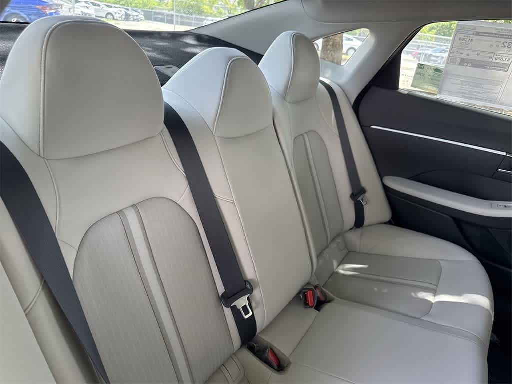 2025 Hyundai Sonata SE 26