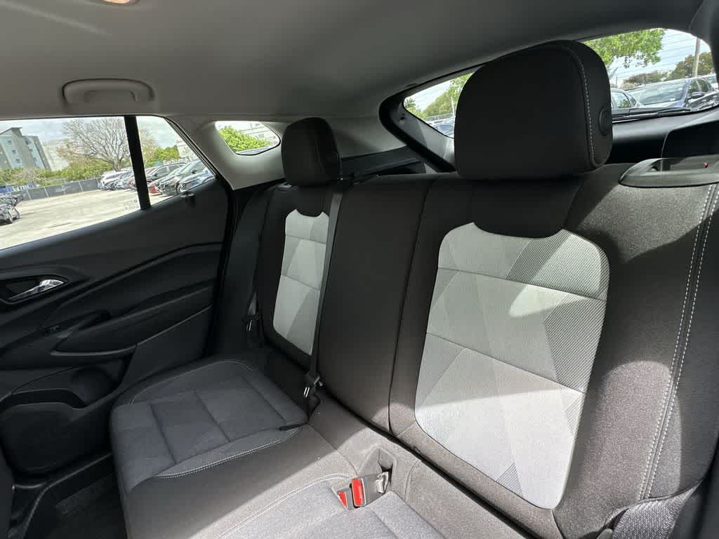 Thumbnail: 2025 Chevrolet Trax - 22