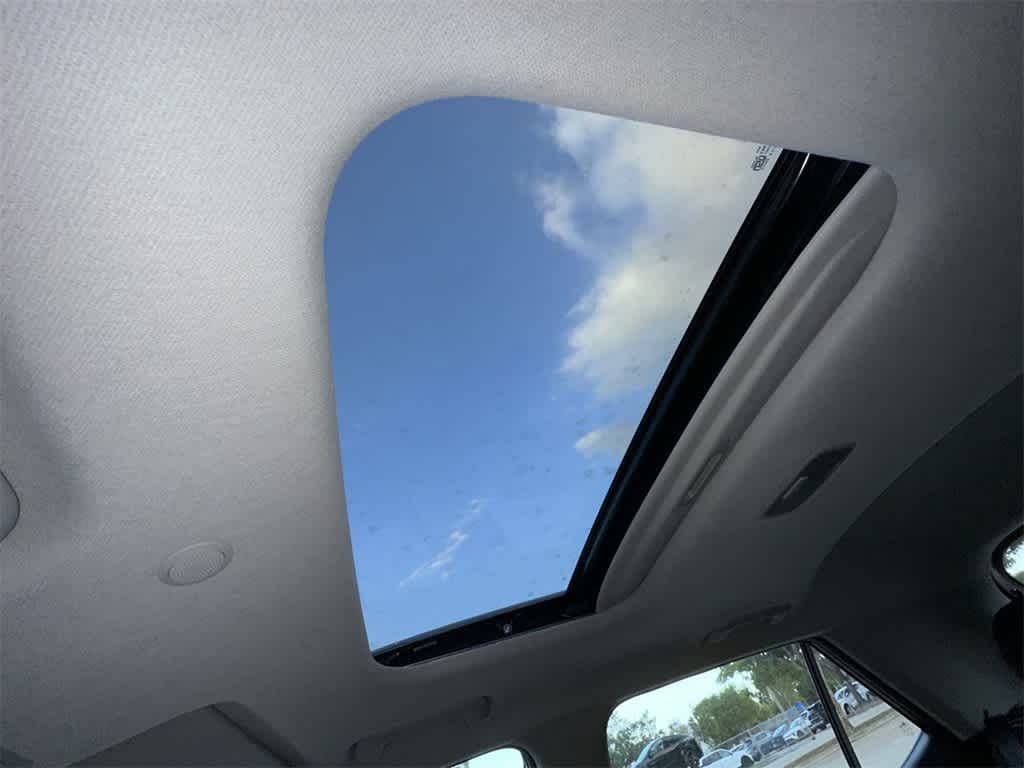 Thumbnail: 2026 Hyundai Venue - 17