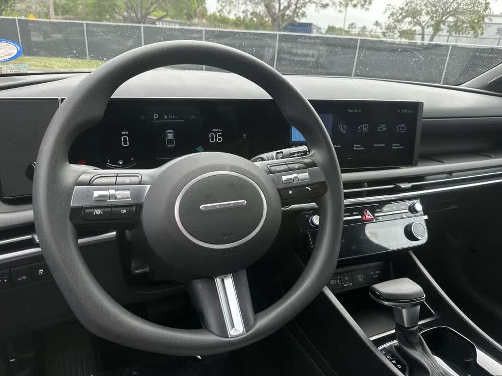 Thumbnail: 2025 Hyundai Santa Cruz - 13