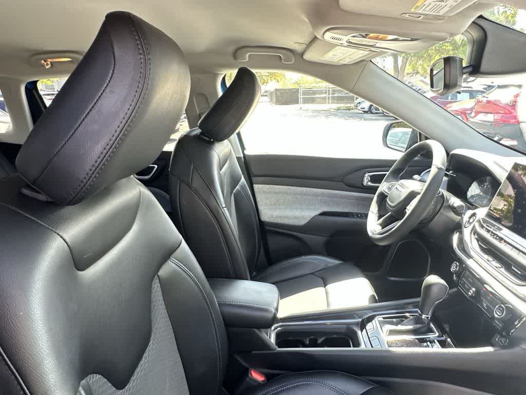 Thumbnail: 2022 Jeep Compass - 27