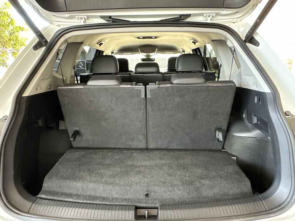 Thumbnail: 2024 Volkswagen Tiguan - 25