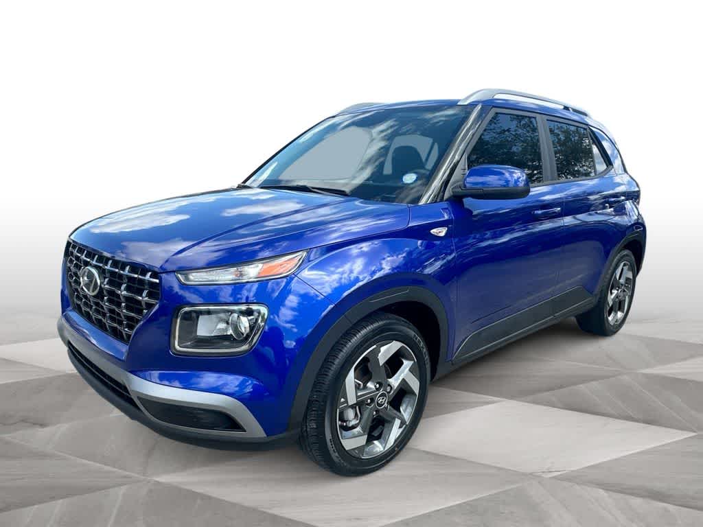 Thumbnail: 2023 Hyundai Venue - 4