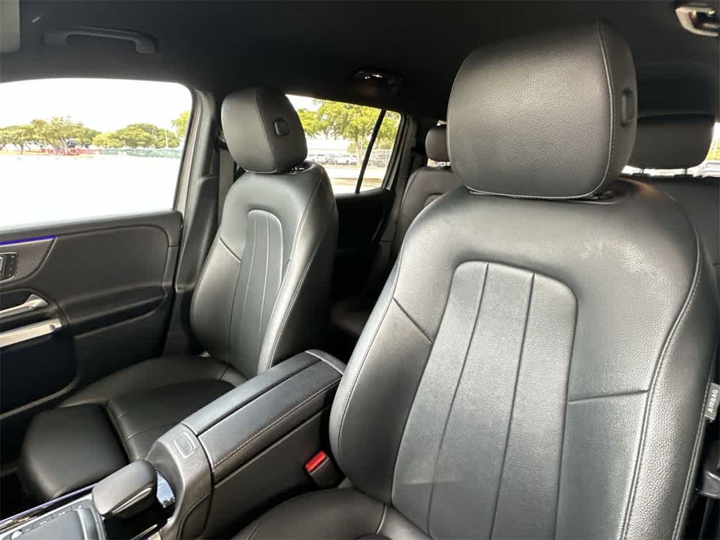 Thumbnail: 2022 Mercedes-Benz GLB - 14