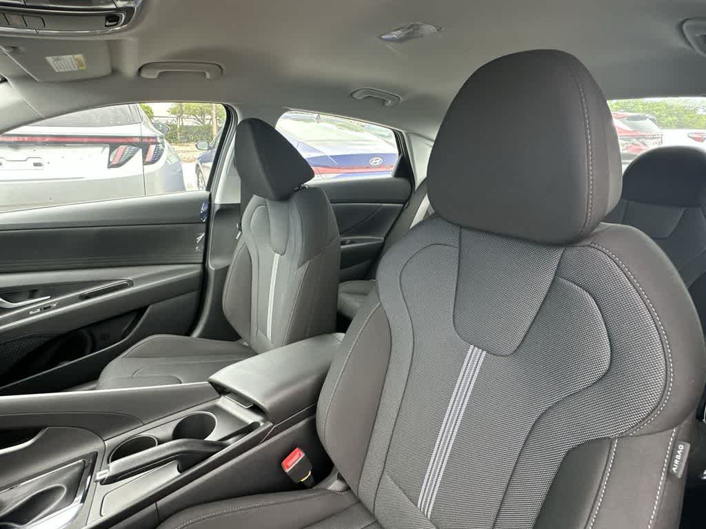 Thumbnail: 2026 Hyundai Elantra - 18