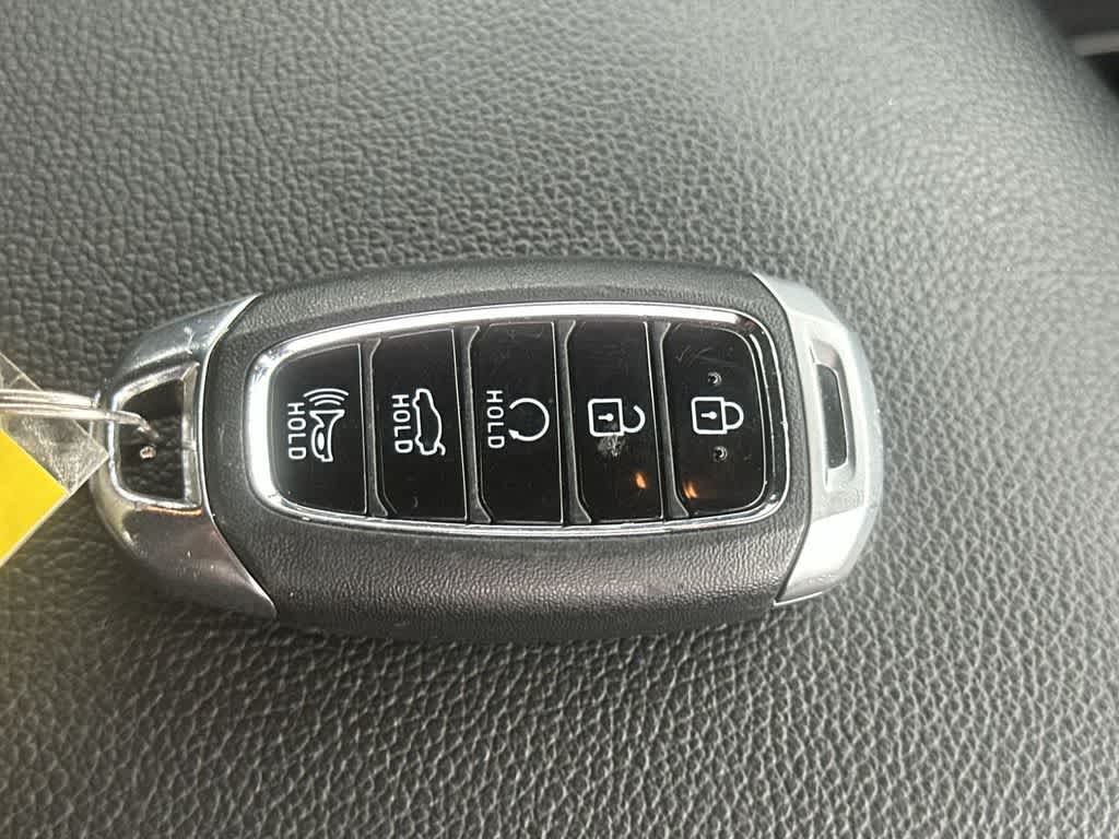 Thumbnail: 2023 Hyundai Elantra - 28