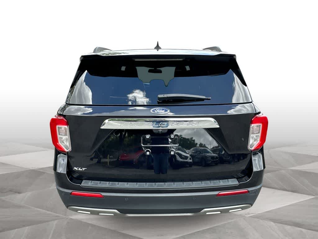 Thumbnail: 2022 Ford Explorer - 7