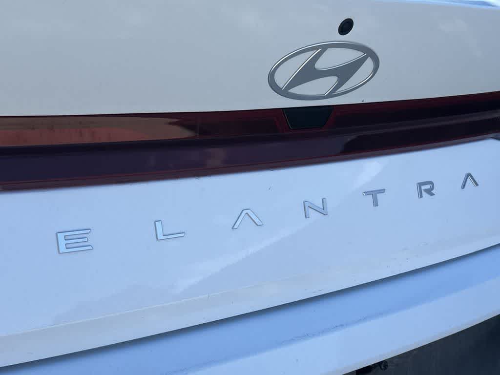 Thumbnail: 2026 Hyundai Elantra - 10