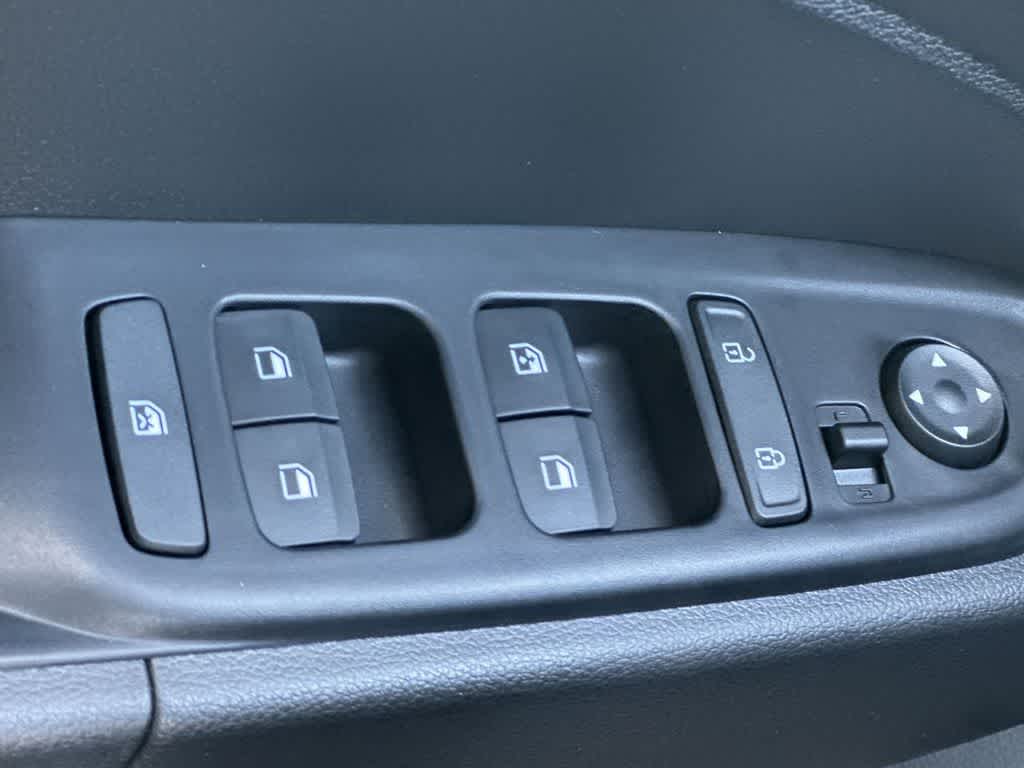 Thumbnail: 2026 Hyundai Venue - 24