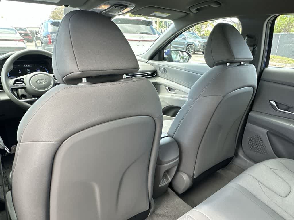 Thumbnail: 2024 Hyundai Elantra - 23