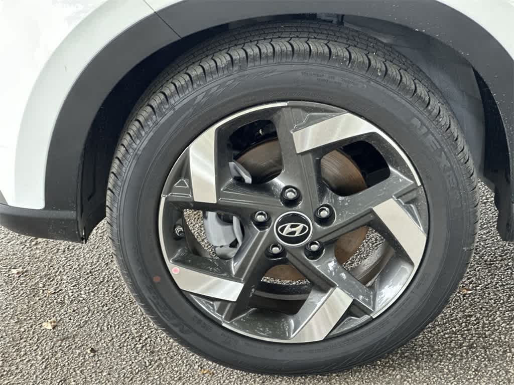 Thumbnail: 2025 Hyundai Venue - 11