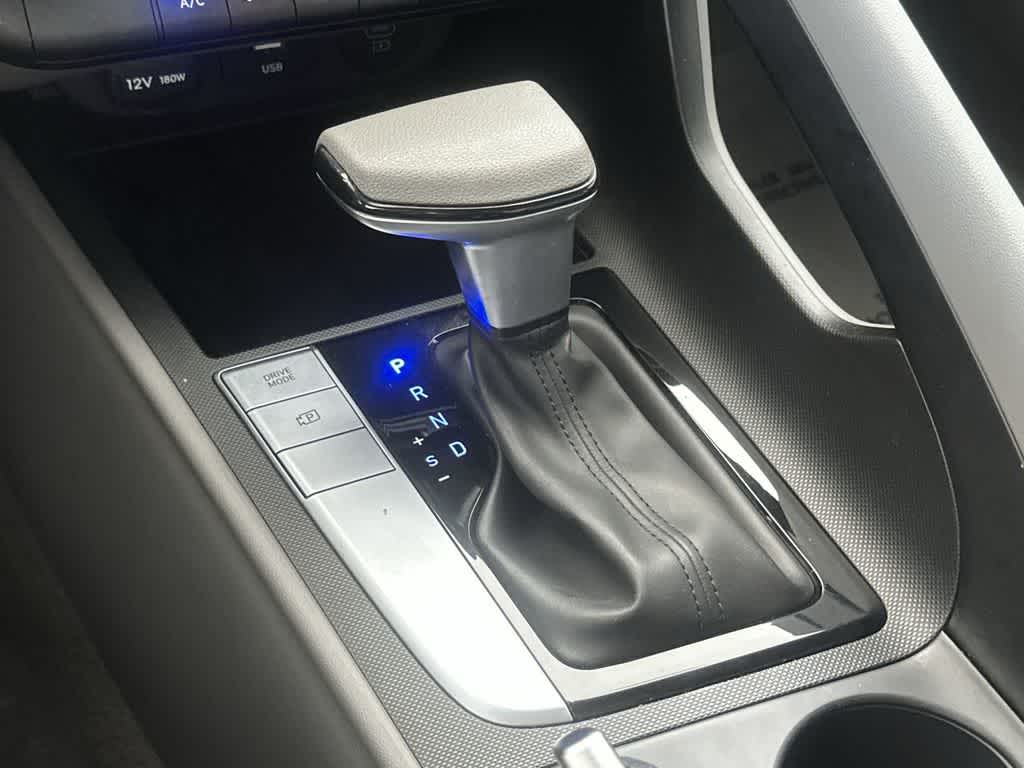 Thumbnail: 2025 Hyundai Elantra - 21