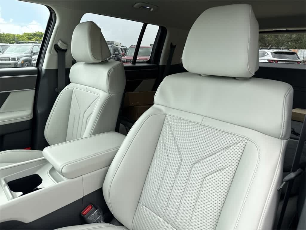 Thumbnail: 2026 Hyundai Santa Fe - 14