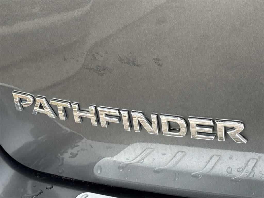 Thumbnail: 2020 Nissan Pathfinder - 10