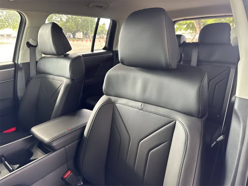 Thumbnail: 2026 Hyundai Santa Fe - 14