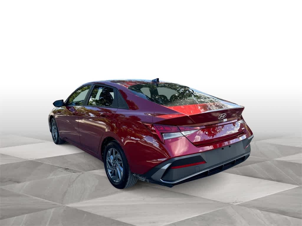 Thumbnail: 2024 Hyundai Elantra - 6
