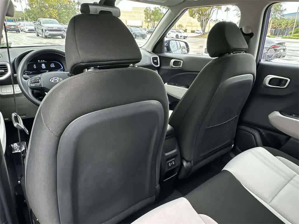 Thumbnail: 2025 Hyundai Venue - 23