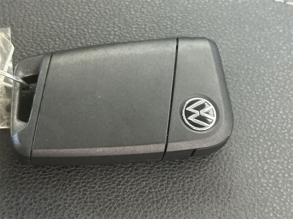 Thumbnail: 2024 Volkswagen Taos - 28