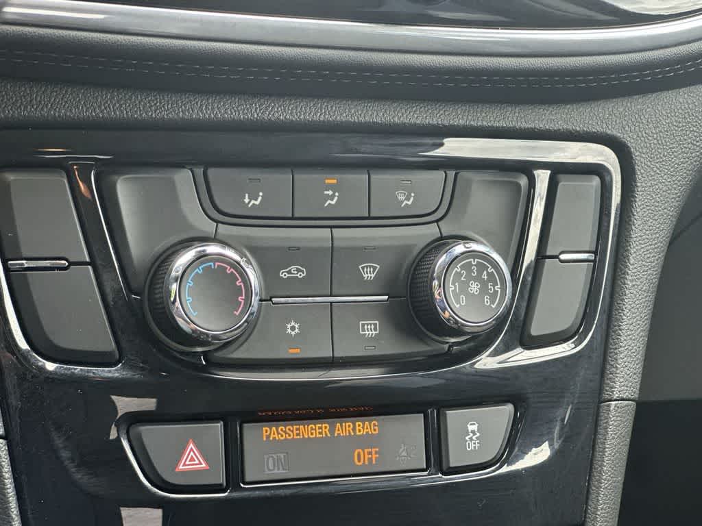 Thumbnail: 2020 Buick Encore - 20