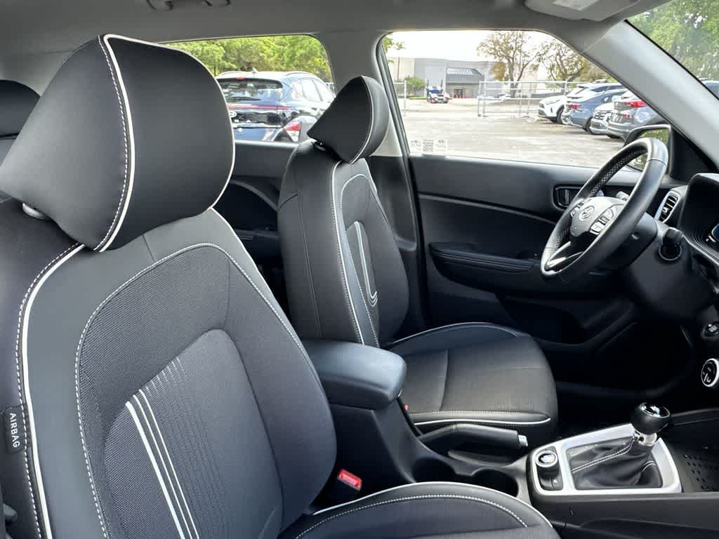 Thumbnail: 2025 Hyundai Venue - 27