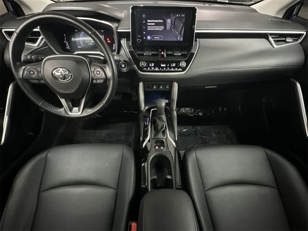 Thumbnail: 2023 Toyota Corolla Cross - 24