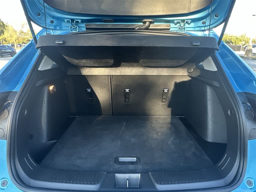 Thumbnail: 2025 Chevrolet Trax - 25