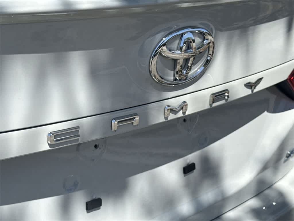 2024 Toyota Camry SE 10