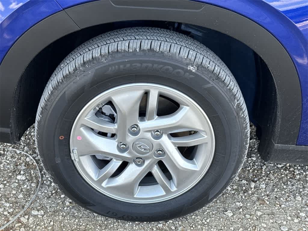 2025 Hyundai Venue SE 11