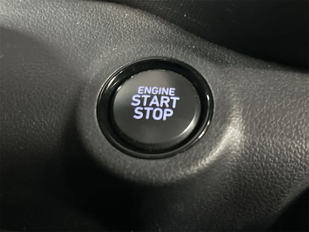 Thumbnail: 2023 Hyundai Venue - 17