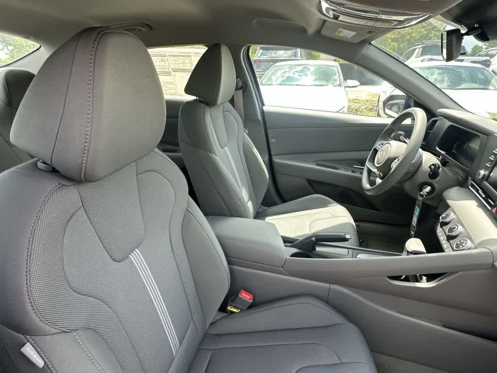 Thumbnail: 2026 Hyundai Elantra - 12
