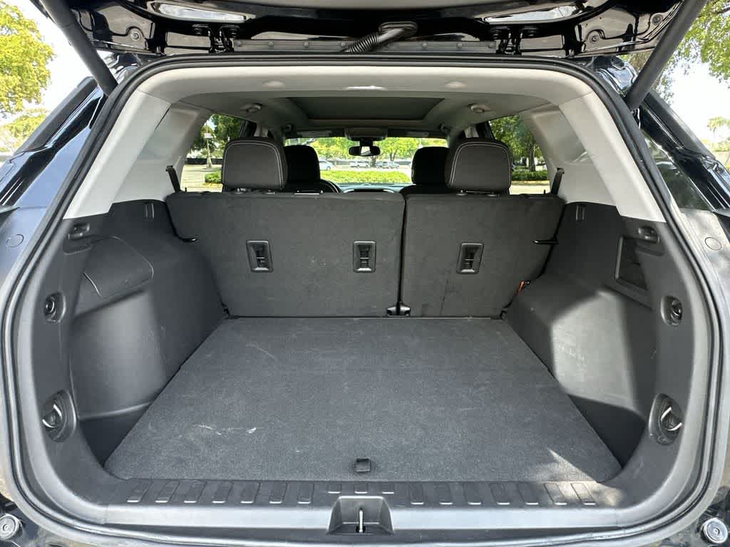 Thumbnail: 2023 GMC Terrain - 25