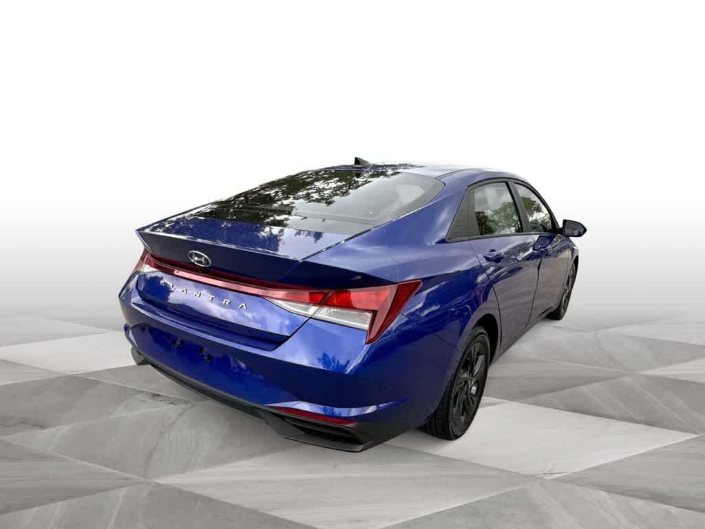 Thumbnail: 2023 Hyundai Elantra - 8