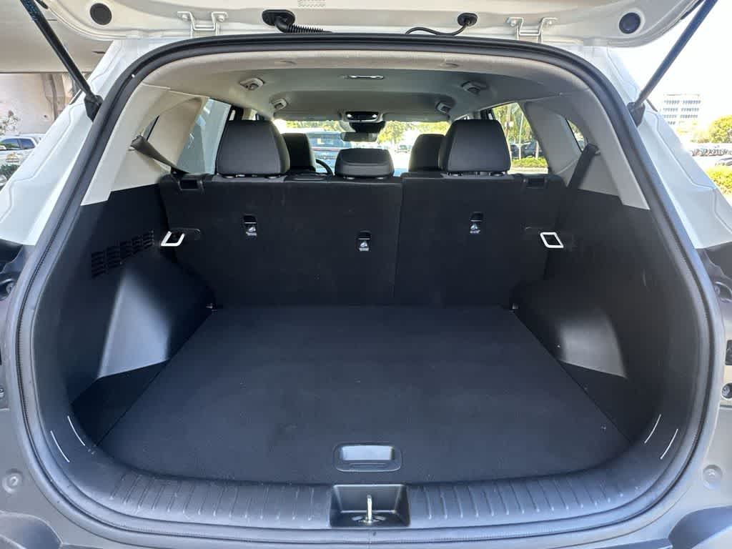 Thumbnail: 2024 Kia Seltos - 25