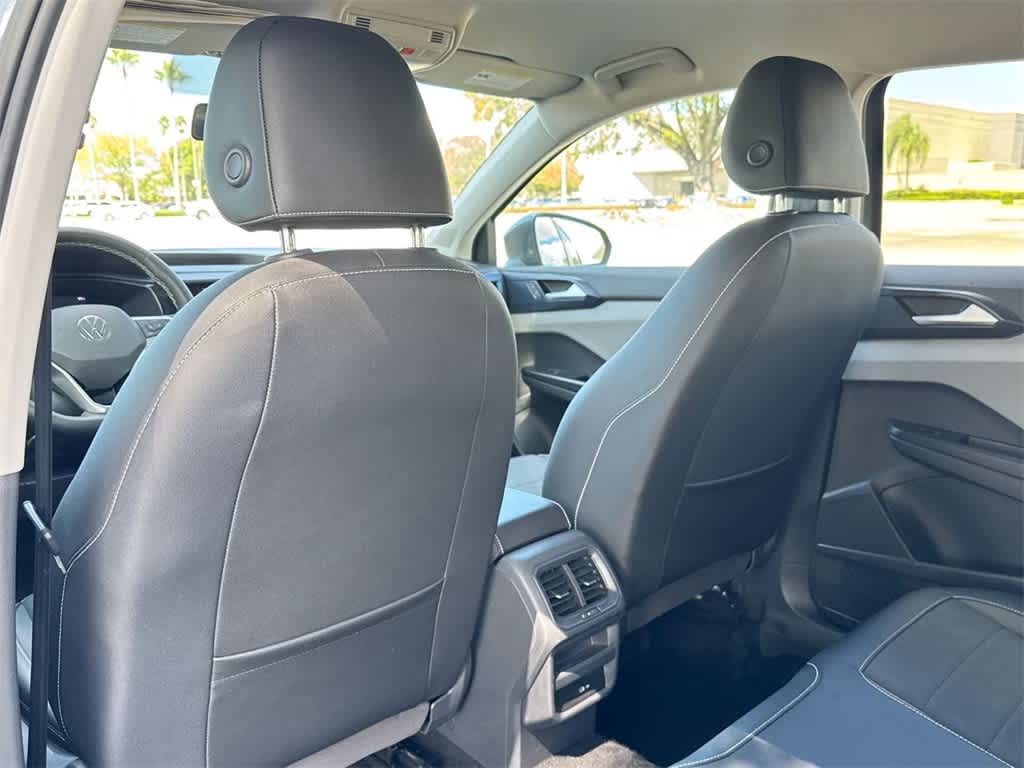 Thumbnail: 2022 Volkswagen Taos - 22