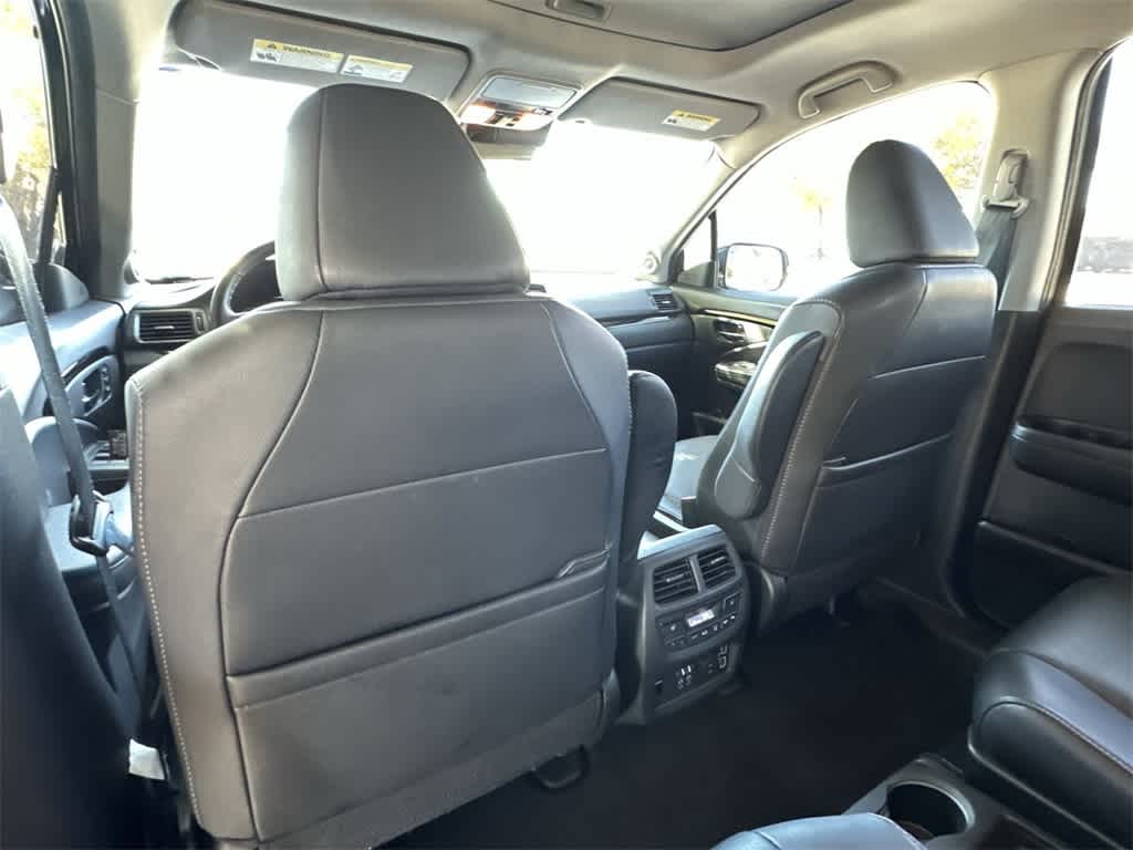 Thumbnail: 2022 Honda Pilot - 23