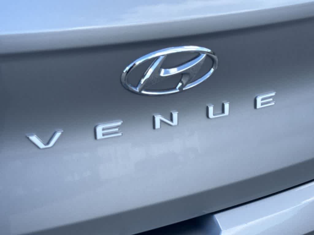 Thumbnail: 2024 Hyundai Venue - 10