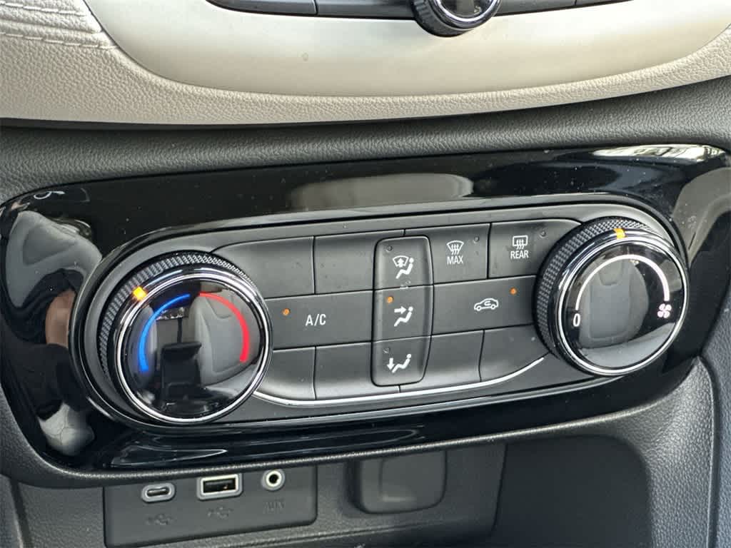 Thumbnail: 2023 Buick Encore GX - 20