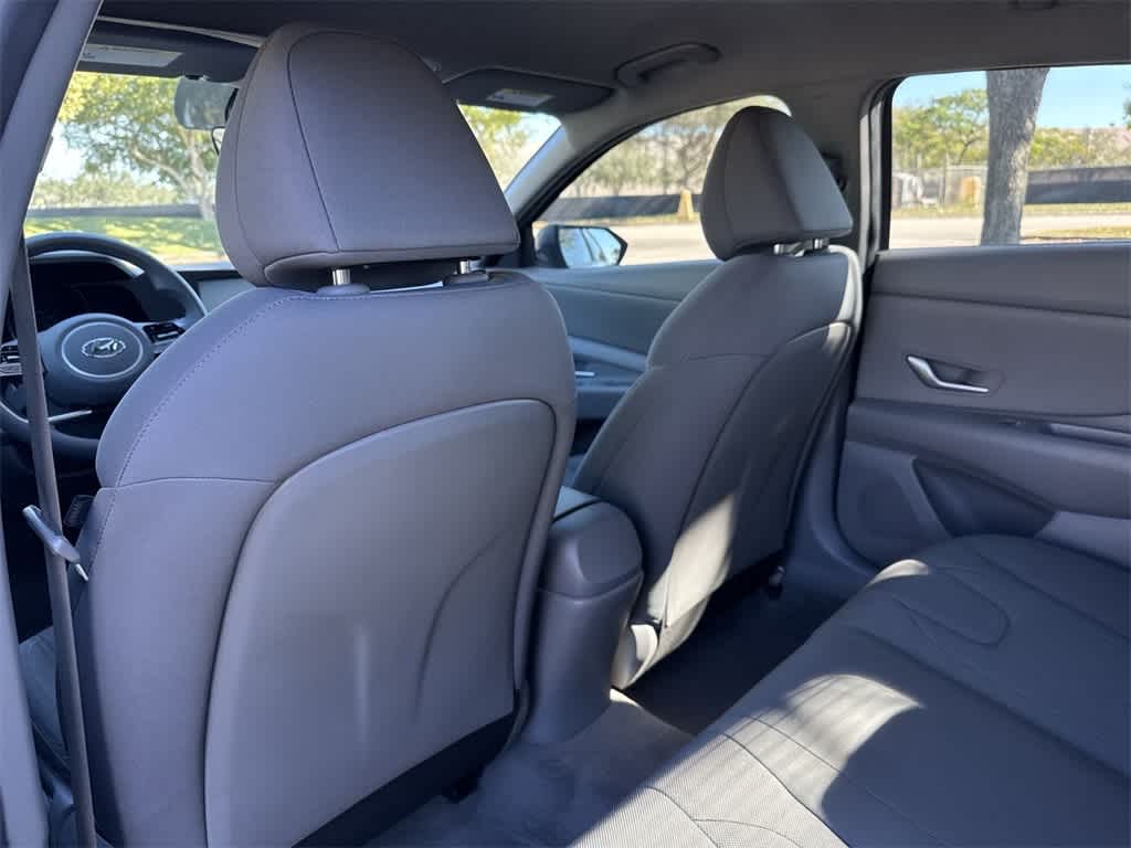 Thumbnail: 2023 Hyundai Elantra - 22