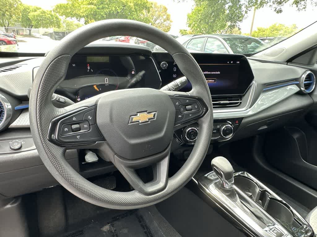 Thumbnail: 2024 Chevrolet Trax - 13