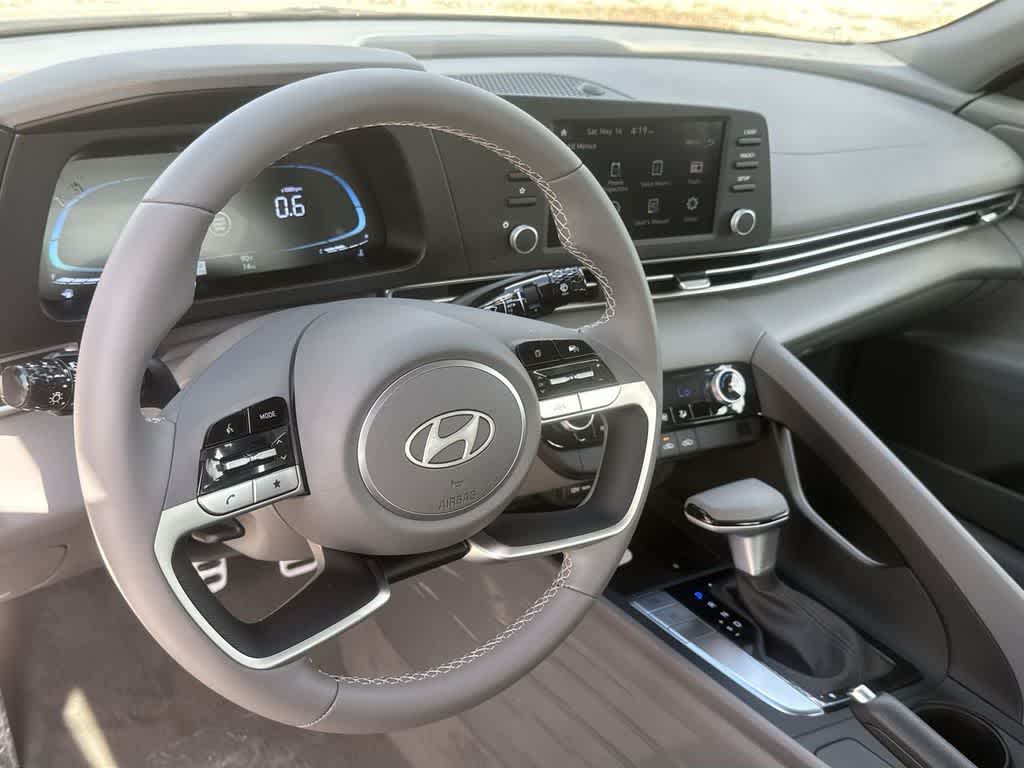 Thumbnail: 2026 Hyundai Elantra - 17