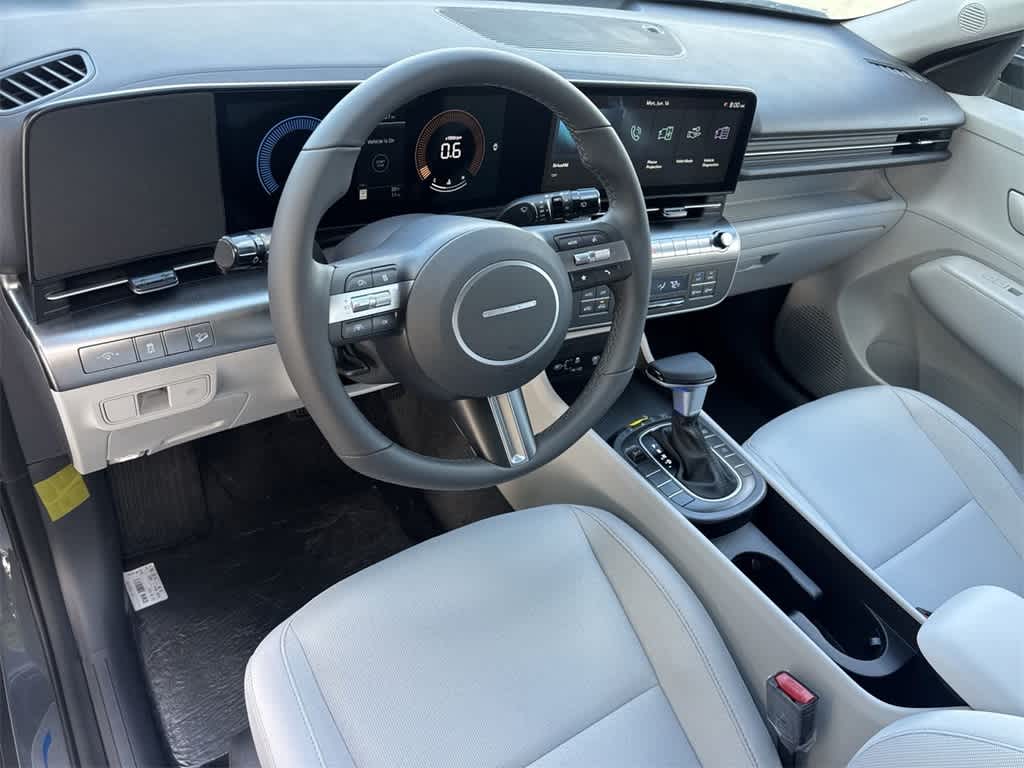 2025 Hyundai Kona SEL 13