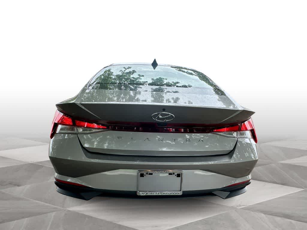 Thumbnail: 2023 Hyundai Elantra - 7