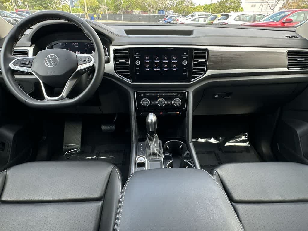 Thumbnail: 2023 Volkswagen Atlas - 24