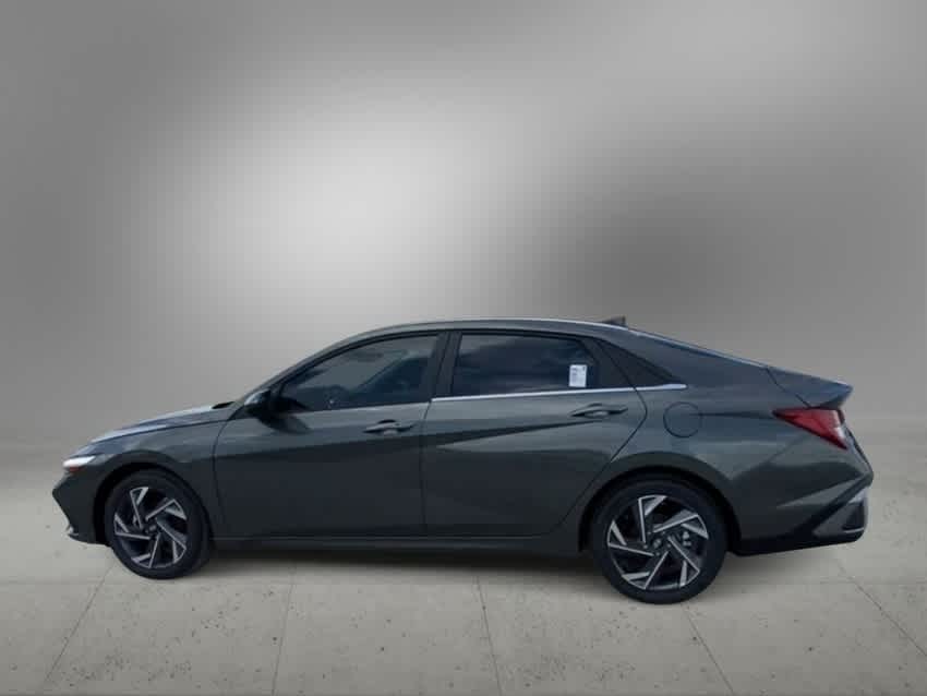 2024 Hyundai Elantra SEL 7