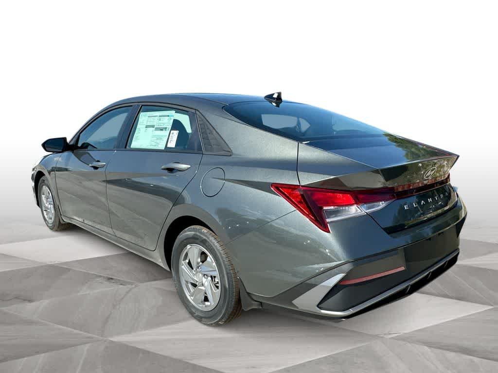 Thumbnail: 2026 Hyundai Elantra - 6