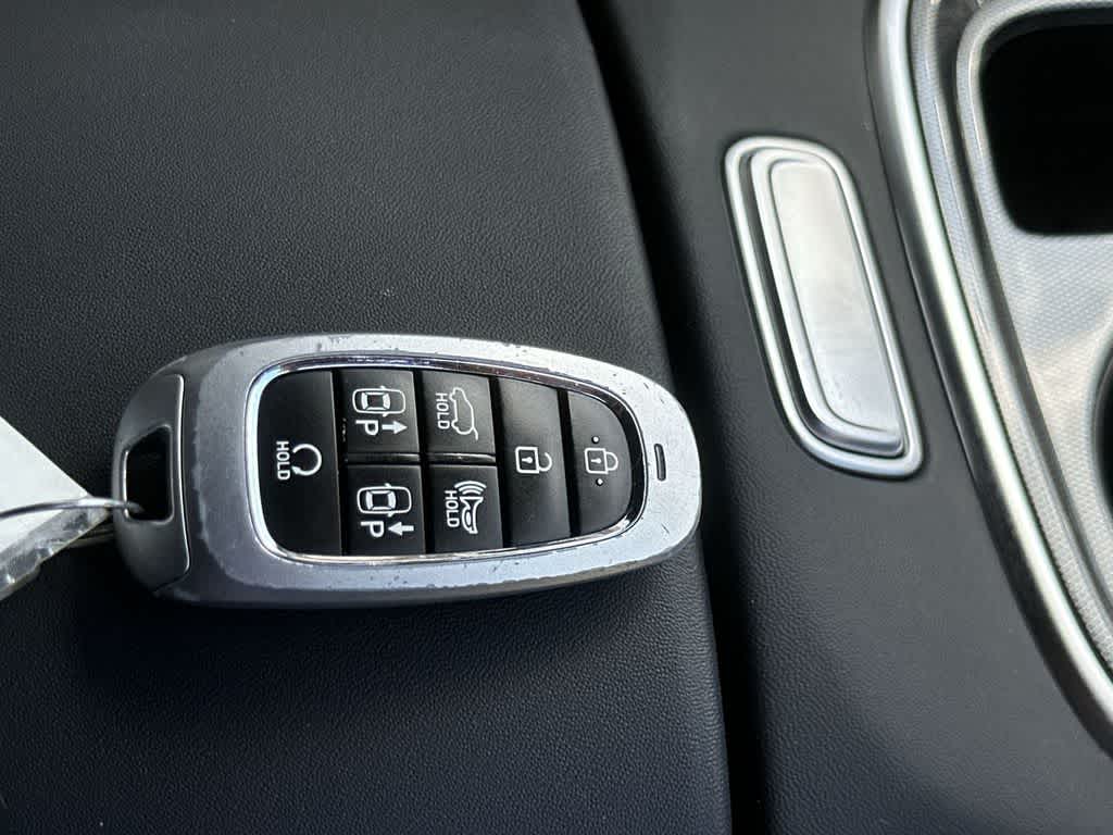 Thumbnail: 2023 Hyundai Santa Fe - 28