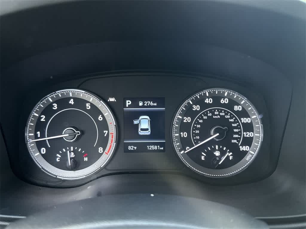 Thumbnail: 2022 Hyundai Venue - 16