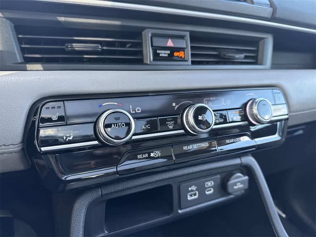 Thumbnail: 2024 Honda Pilot - 20