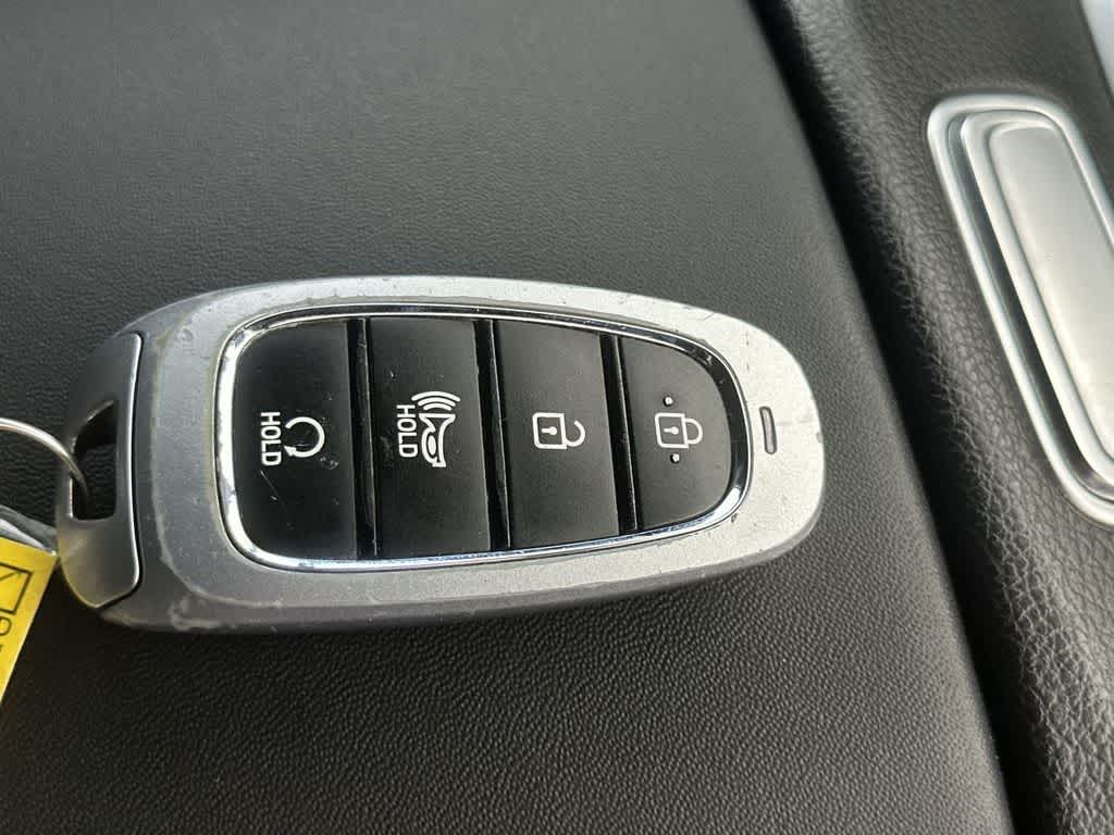 Thumbnail: 2021 Hyundai Santa Fe - 28